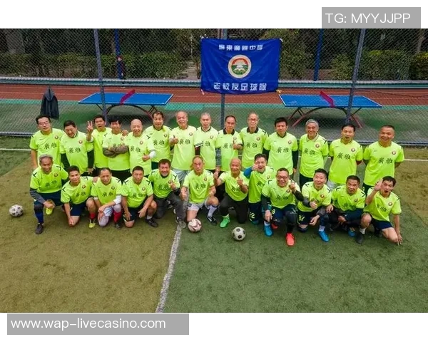 郑州足球比赛精彩纷呈球迷热情高涨共庆体育盛事